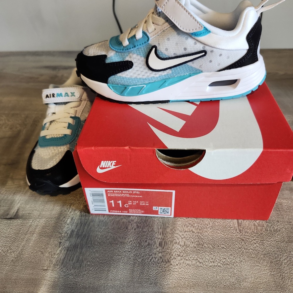 Brand New! Nike Air Max Solo Sneakers - Black, White, and Blue Toddler